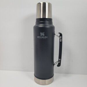 Stanley Classic Vacuum Insulated Thermos Bottle 1.4L Stainless Steel NEW